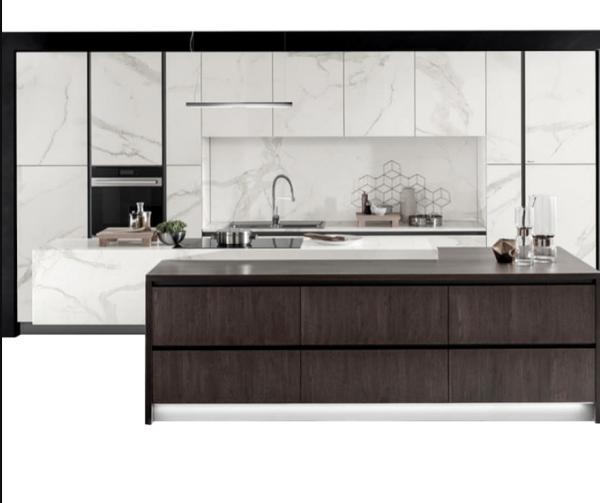 Armários de cozinha brancos da madeira maciça da porta do PVC de Shaker Cabinets American