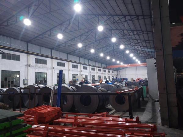 Double Way Entry Heavy Duty Storage Racks For Warehouse / Factory