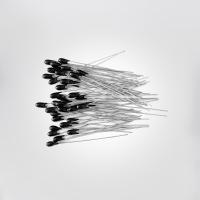 Cabeça de fósforo de contas revestidas com epoxi de precisão isolada NTC Thermistor 100K 1% 3950 Com passo 1,5 mm 2,0 mm
