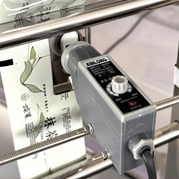 PLC Small Sachet Powder Packing Machine 800W Powder Sachet Packing Machine Compact