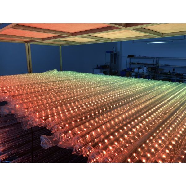 1000mm LED Meteor Lights RGB Full Color Milky White Tube for Outdoor Decorative Application