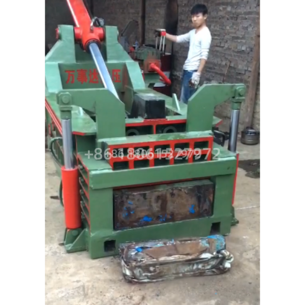 Forward Out Hydraulic Metal Baler Machine 1350kN Aluminum Scrap Baler