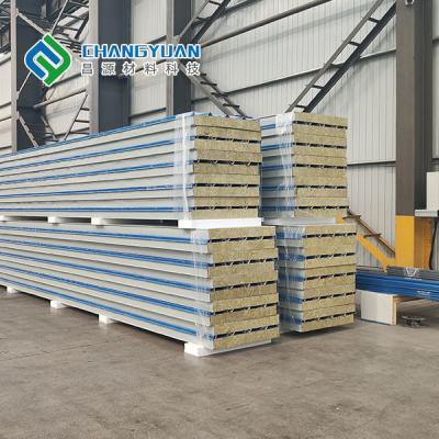 A isolação térmica de painéis de sanduíche da isolação térmica pressionou os painéis de aço