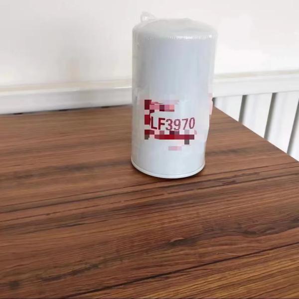 OEM Appearance Size High Grade LF3970 Truck Oil Filter Element for Various Applications