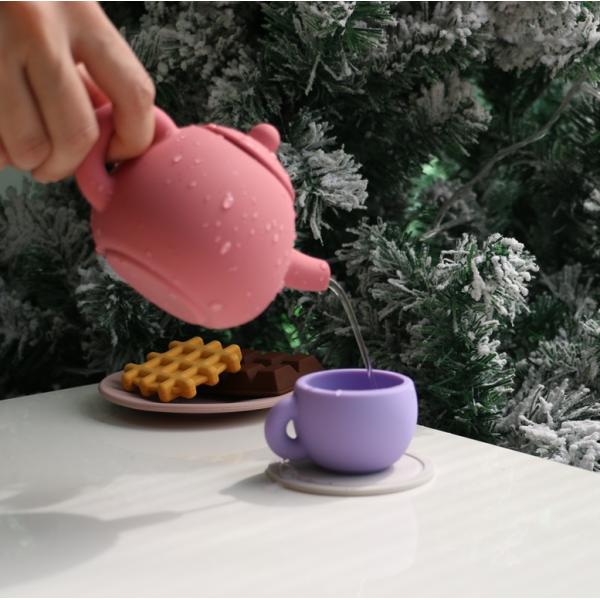 Latest Kids Toys BPA Free Food Grade 17pcs Set Silicone Cup Spoon Coast Dessert Teapot Toy Kit