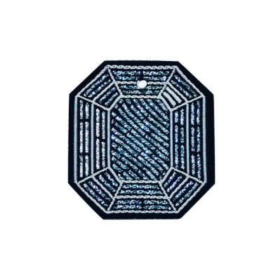 Firmness Woven Logo Patch Needle Loom Technique High Density Custom Shape Patches