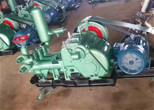 Three Cylinder Drilling Mud Pump / Reciprocating Piston Pump For Water Well