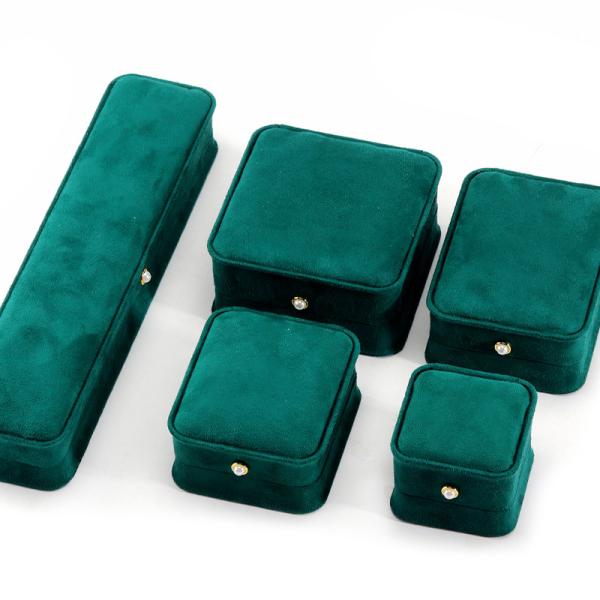 9*9*4,5 cm Boîte à bijoux à anneaux de velours vert pour emballage de boucles d'oreilles de bracelet personnalisé