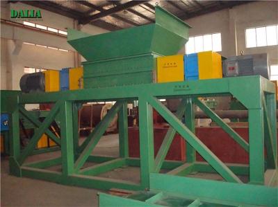 Two Rotors Plastic Shredder Machine 220V / 380V High Efficiency Rubber Recycling