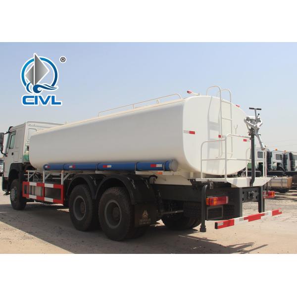ZZ5257M3247N Green / Red / White Sinotruck Howo Water Tanker Trailer 25000L