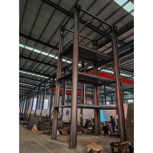 AA4C 4 colonnes 4 voitures ascenseur de stationnement Matériau en acier H 2.7T/plateau, hauteur de levage 2.1M/voiture