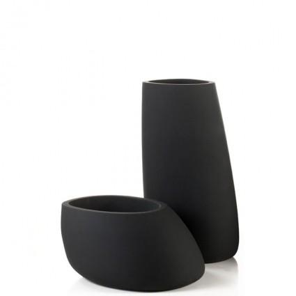 Vondom stone pot