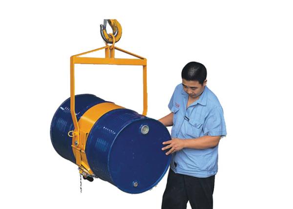 LM800 Vertical Drum Lifter One-person Operation 55 Gallon Closed Steel Oil Drum Lifter Loading Capacity 800Kg