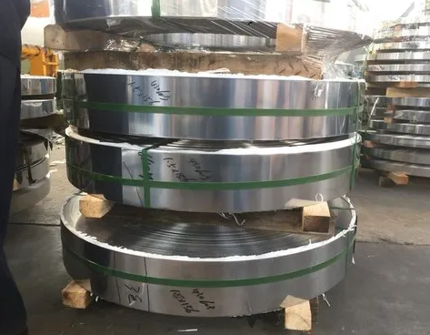 Polished Hot Rolled Stainless Strip Coil , Anti Corrosion Spring Steel Strip