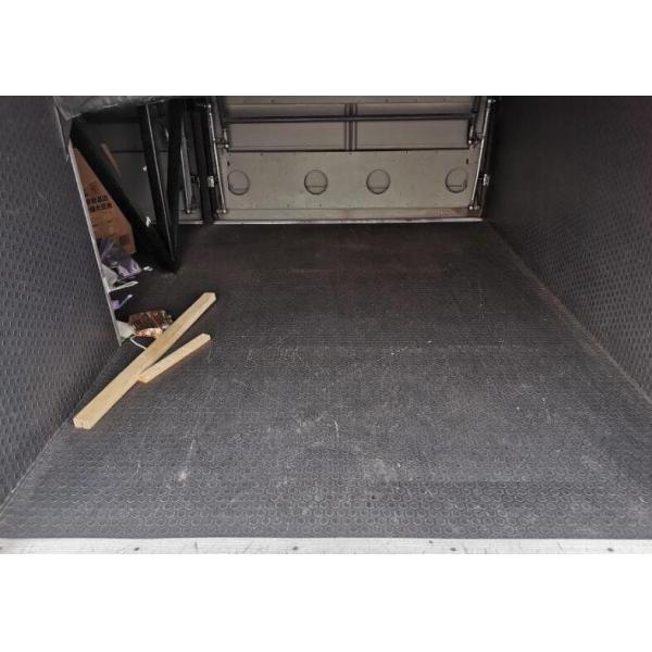 Ônibus de turista diesel Yutong da segunda mão de porta dobro ZK6120 com 51 assentos