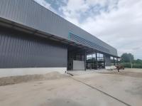 Entrepôt de stockage autonome préfabriqué en structure d'acier fabriqué, solution de stockage personnalisable et abordable