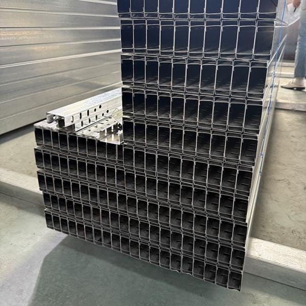 OEM Wireway Galvanised Metal Trunking 50-1000mm Rectangle Shape
