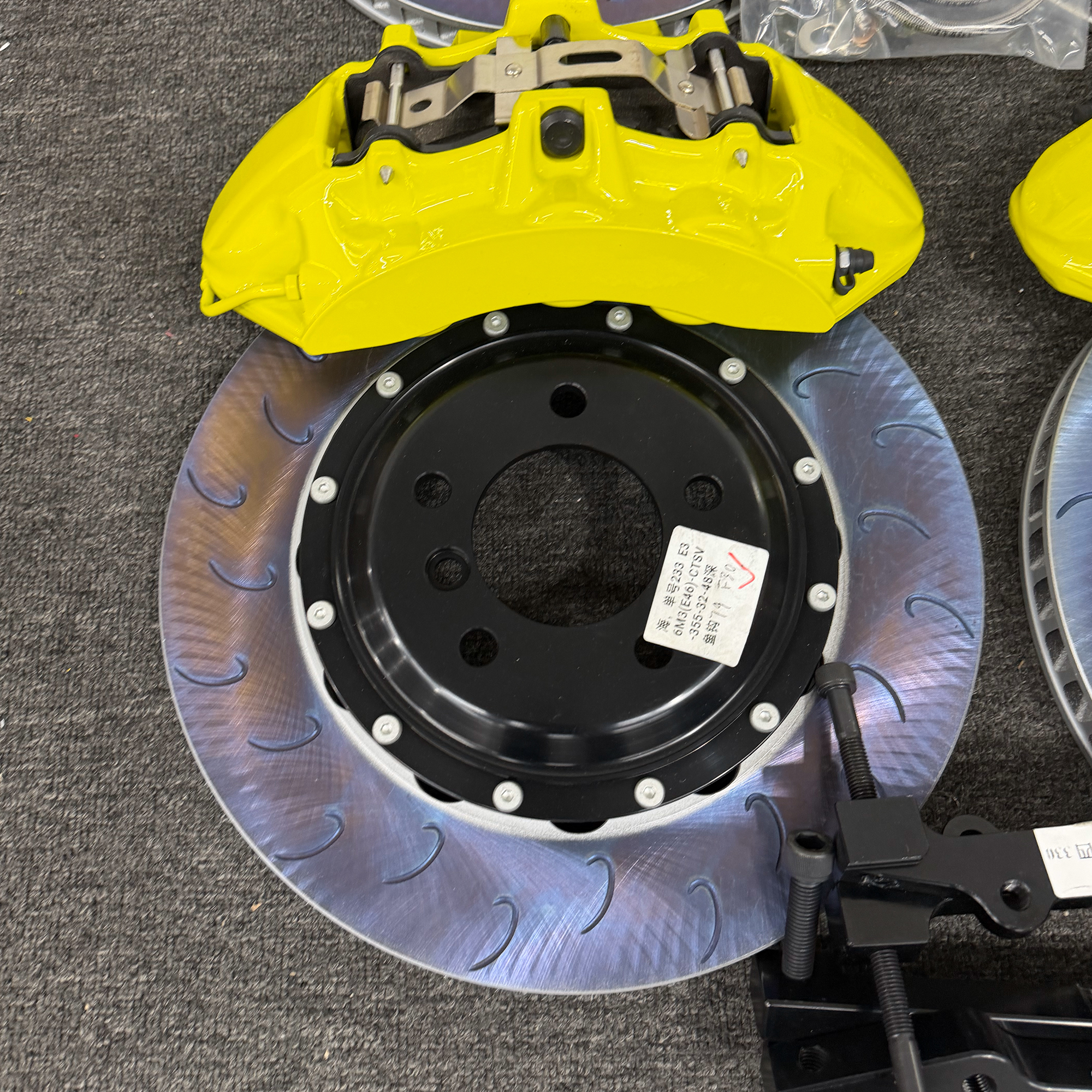 Factory Custom For Brembo Caliper V6 F40 For Audi A4 OEM 8K0615123H Big Brake Kit
