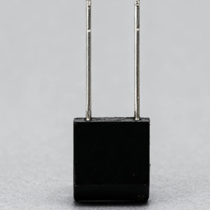 Plastic Black Fuse Resistor Smd Encapsulated Square Fuse For Circuit Protection