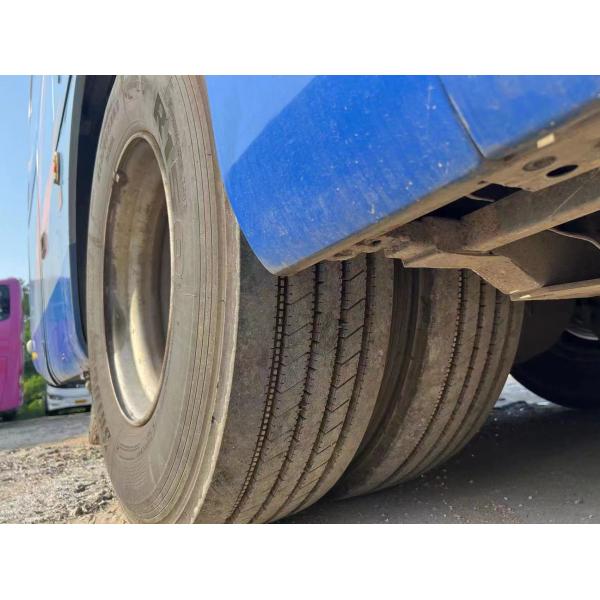 12m Yutong Luxury 50 Seats Used Coach Bus Zk6127 Model Year 2011-2012