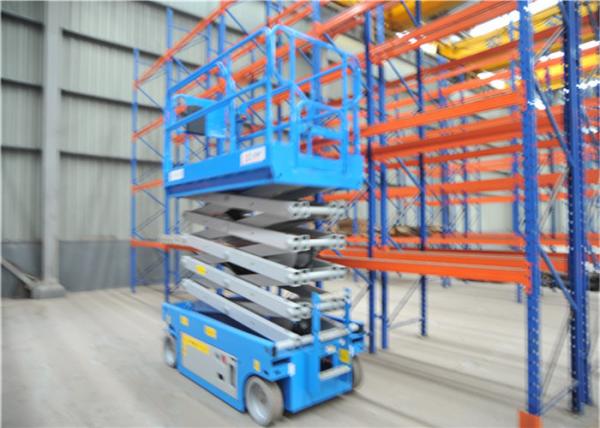 Narrow Body Anti Clamping  Electric Scissor Lift 6m-14m With Emergency Lowering Valve
