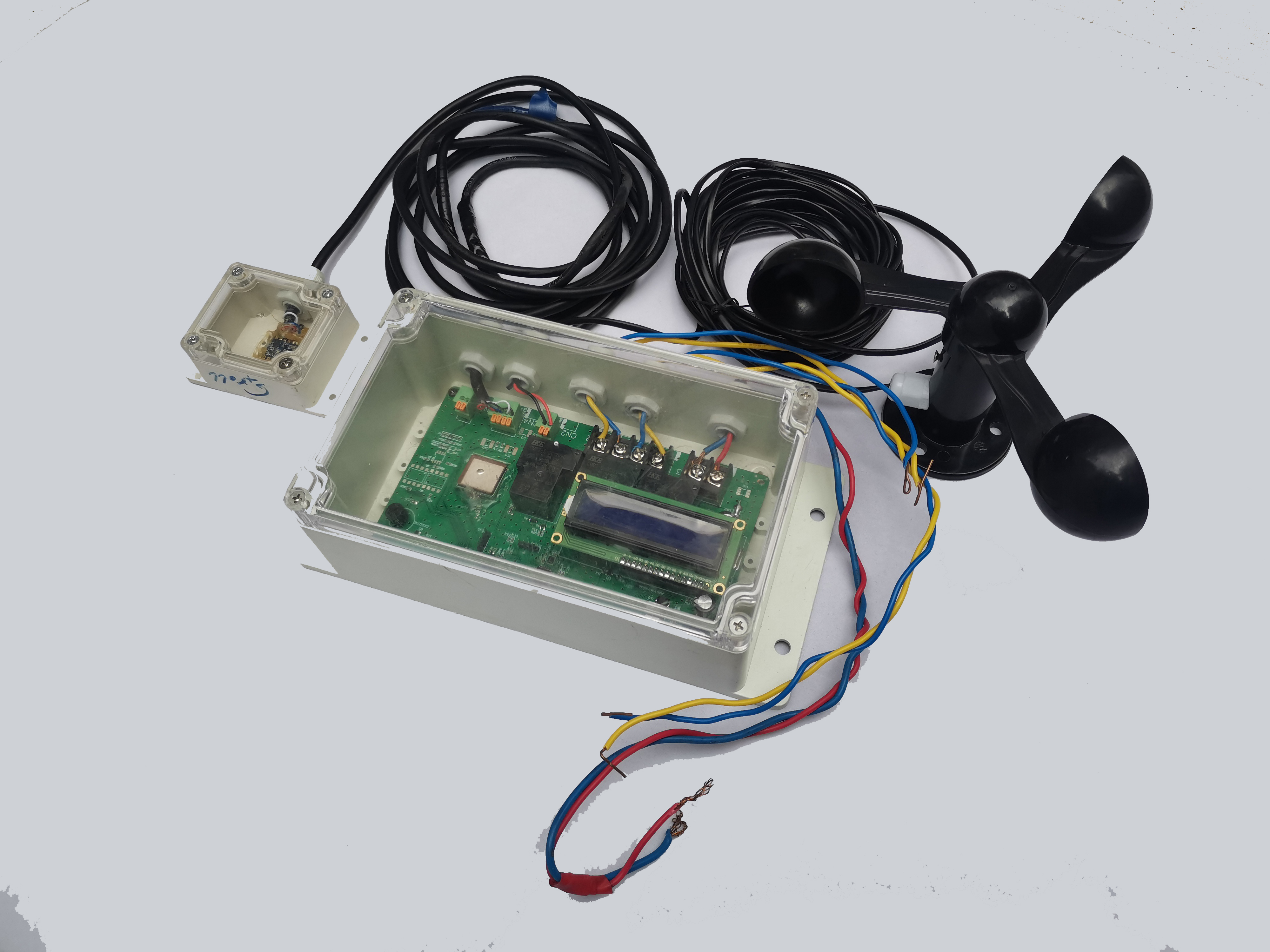 ASTRO-D2 Solar Tracker Dual Axis DC24V GPS Dual Axis Solar Tracking System