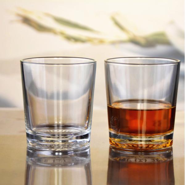 Стекла оптового сжатого Tumbler выпивая подгоняли выбитую чашку двойной старой моды картины цветка стеклянную