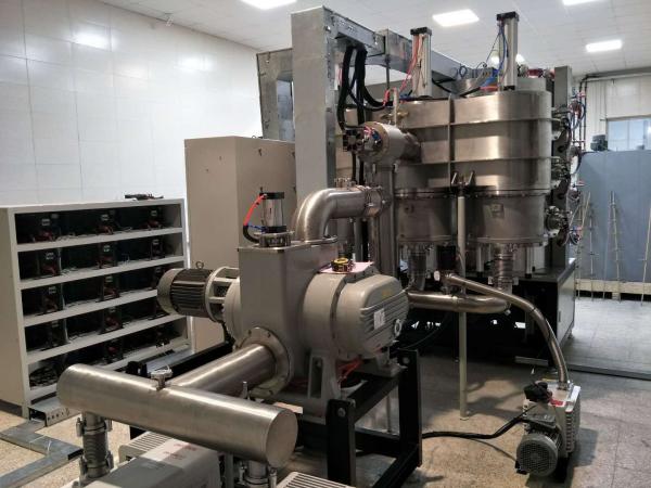 Machines de revêtement d'ions par évaporation multi-arc