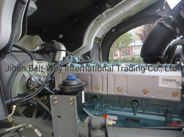 Sinotruk HOWO 10 Wheelers 4*2 6*4 8*4 371HP 375HP 420HP Euro 2 Tractor Truck Trailer Head
