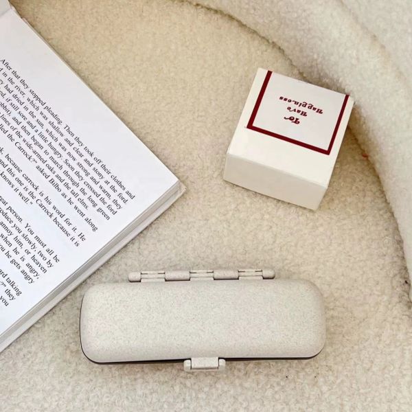 JH Medibox Customized Logo Wheat Straw Dispenser Container 7-Day Pill Box for Alzheimer Patients Medicine Case Promotion