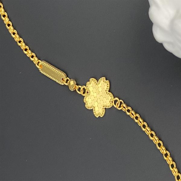 Brillante rosa dorada Brazalete de corazón de diamante