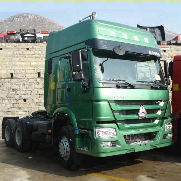 Sinotruk HOWO 6x4 420 hp Tractor Trailer Truck Euro 2 Engine Capacity 8L