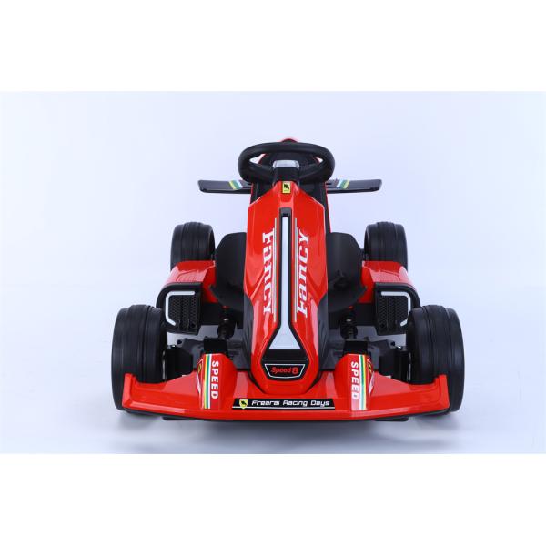 14 años de edad de automóvil de diseño de moda paseo en un coche de karting con dos motores a un precio asequible