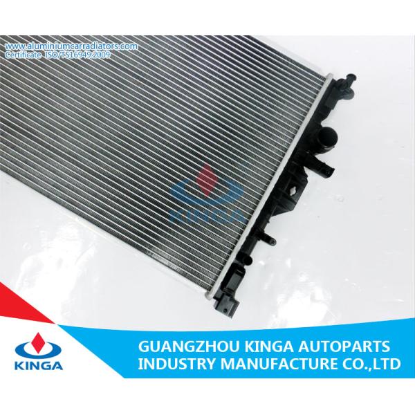 2007 Ford Aluminum Radiator MONDEO OEM 1377541 / 1433321 / 1493771 AT