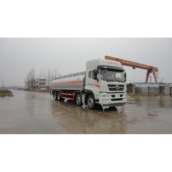 Sinotruk HOWO 20000L-30000L fuel tank truck / oil tank vehicle fuel truck