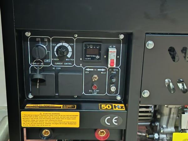190 Amperes Power Diesel Welding Generator 5.8kw Wide Application Electrical Starting