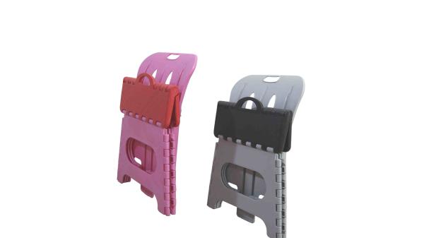 Durable Kids Playroom Furniture Plastic Folding Chairs Lightweight With Handle