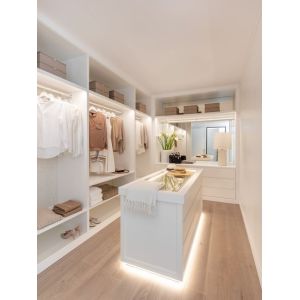 OEM/ODM Customized High-Quality Customized Wardrobe Clackroom Products From China for International Distribution