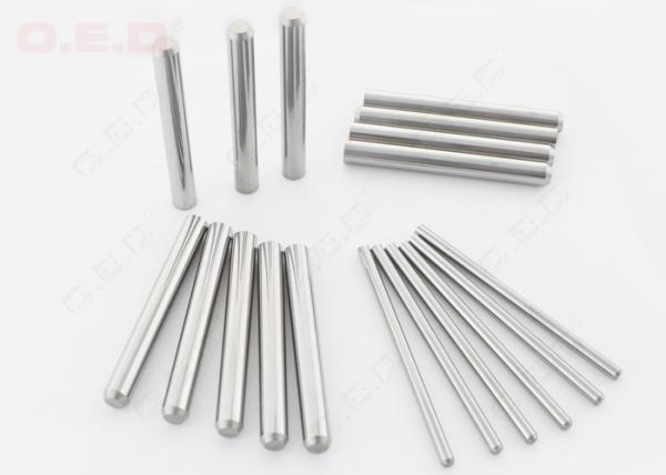 O molde que pressiona o carboneto de tungstênio parte o estoque redondo contínuo puro do carboneto de tungstênio