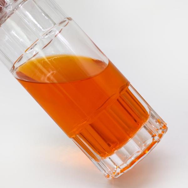 Acceptable Customer's Logo Glass Bottles for Juice Brilliance Gin Vodka Bottles Sales
