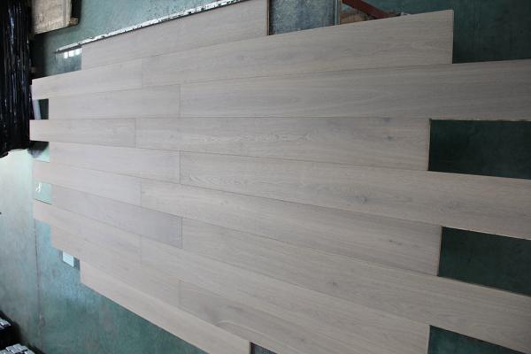 3/4 Dark Grey Oak Multi Ply Engineered Wood Flooring To Canada, Color Velet