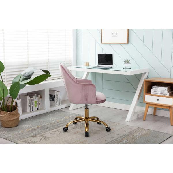 7.6KGS Pink Living Room Chair