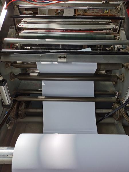 A impressora 100% térmica de polpa de madeira do Virgin Paper Jumbo Paper rola o papel térmico do recibo