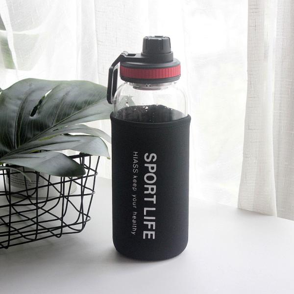 20oz Glass Beverage Bottles Bulk High Borosilicate Glass Water Bottle With Plastic Straw