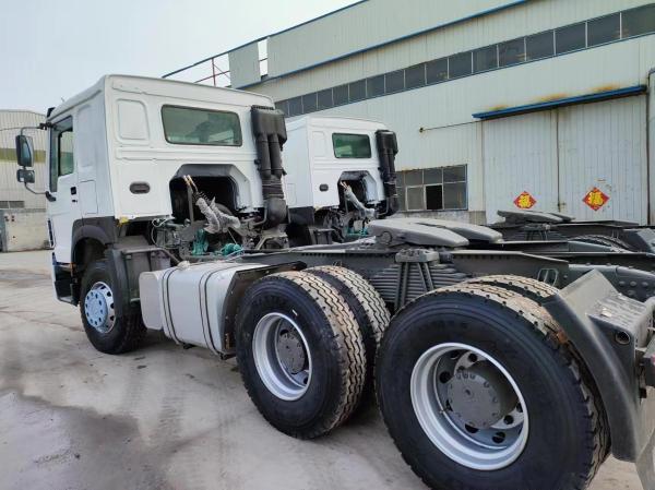 Sinotruk Model Man Technologysitrak C7h 6X4 430HP Tractor Truck 90 Tire Certification ISO