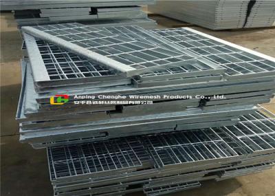 Durable Galvanised Stair Treads 38mm Width , Building Metal Treads For Steps