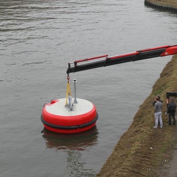 Customized Size SGS BV Marine Foam Filled Buoys Anchor Mooring Buoy Ball