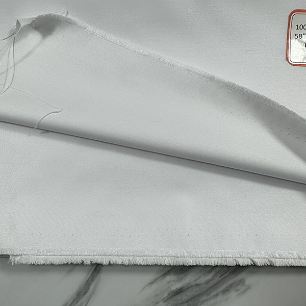 48*150D 120X80 Spun Polyester Fabric 120GSM Poplin T Shirt Fabric