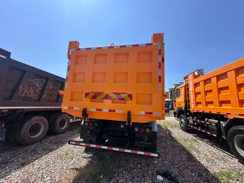 SHACMAN F3000 6×4 336HP High Speed Dump Truck 500L Aluminum Tank 90km/h for Multi-Site Operations