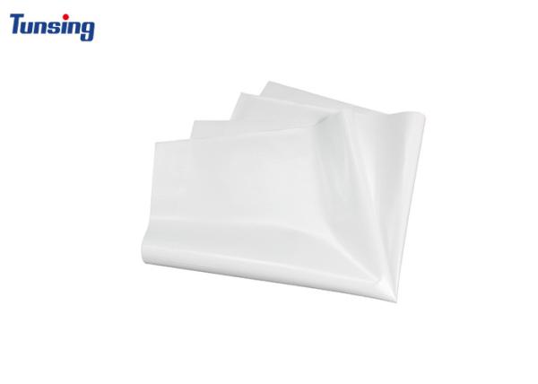 Résistance au séchage élevée Polyester PES Film adhésif à fusion chaude pour tissu